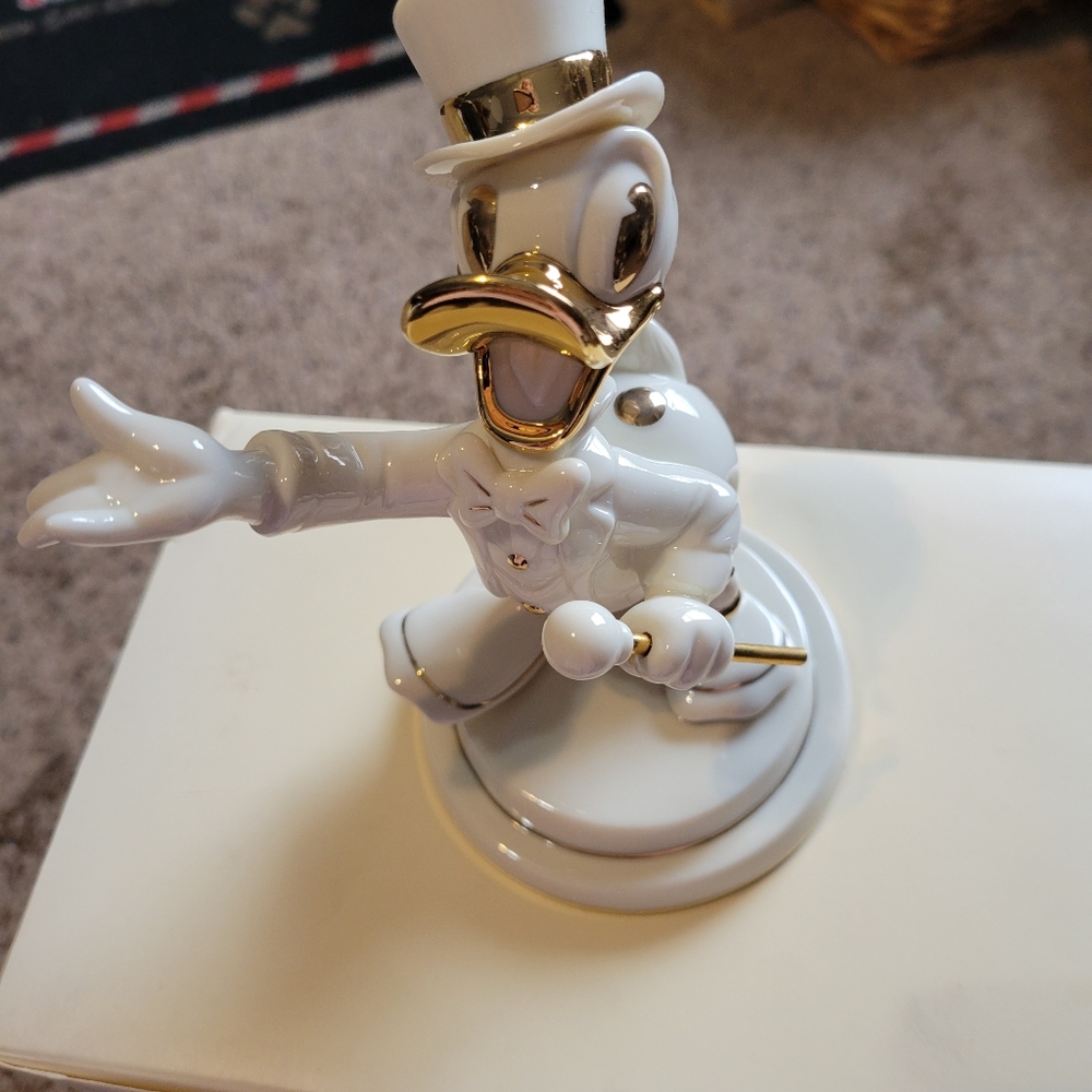 Lenox Donald Duck by Disney Figurine